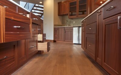 Professional Cabinet Refinishing & Staining Services in Glastonbury, CT